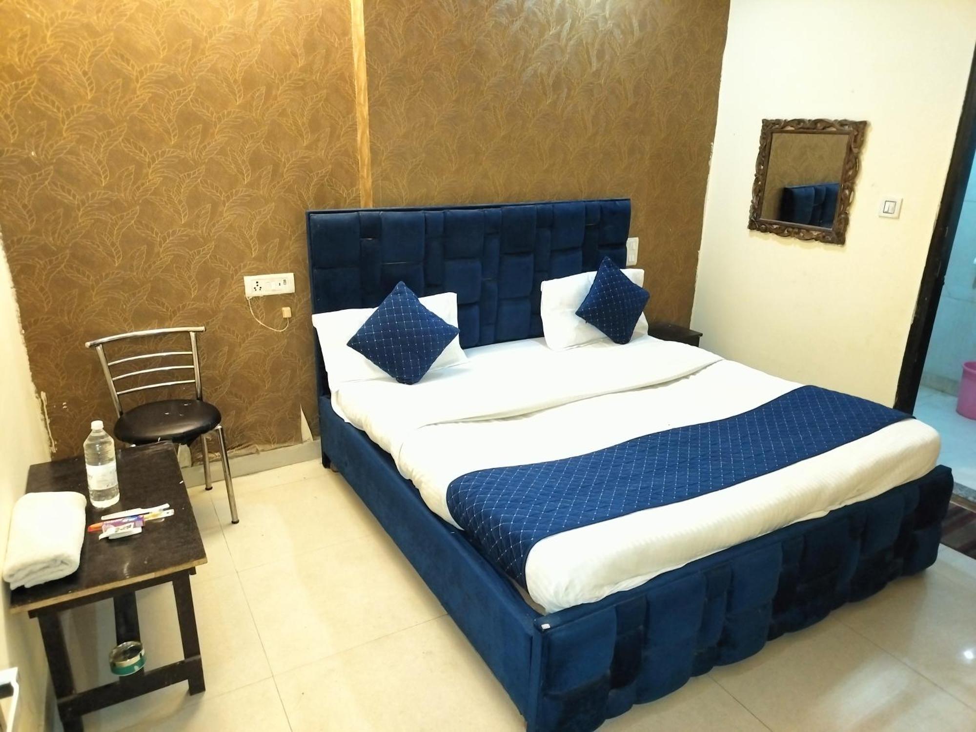 Hotel Green Snapper'100 M From Delhi University Near Isbt Kashmiri Gate Nové Dillí Exteriér fotografie
